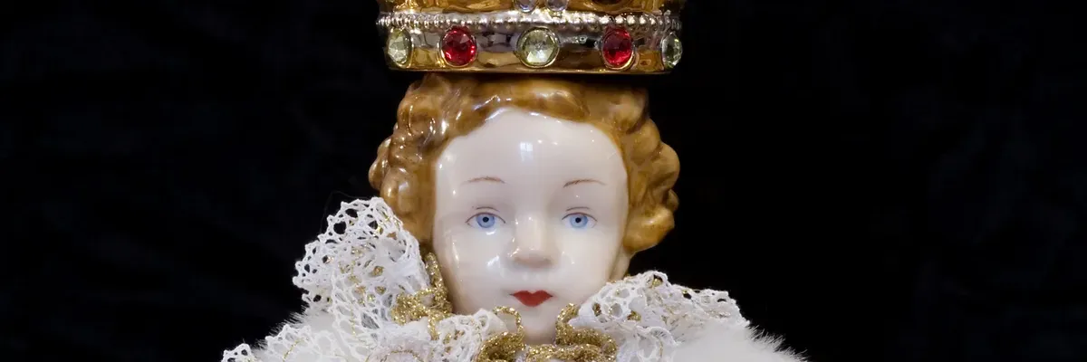 infant of prague crowned child jesus banner